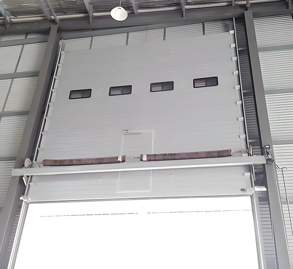 徽县工业滑升门