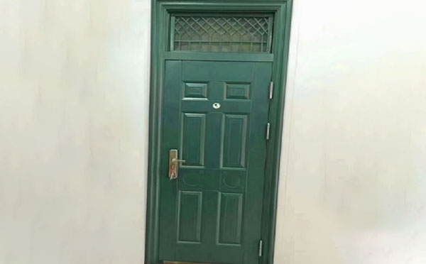 徽县学校教室门